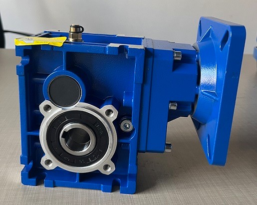 艾思捷技術教您蝸輪蝸桿減速機怎么選一款合適的伺服電機配套？ (4).jpg